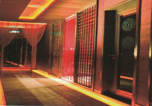 曼卡妮美容生活館設(shè)計，奢華素雅完美結(jié)合