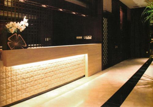 美容院設(shè)計(jì)：穿越時(shí)空的愛戀，戀上曼卡妮美容院