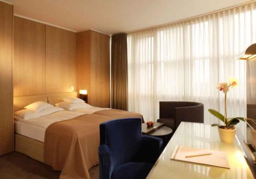 5星級(jí)酒店設(shè)計(jì)  Hotel Im Wasserturm酒店設(shè)計(jì)效果圖