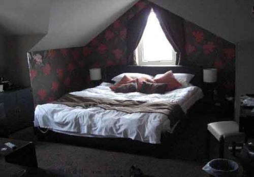 3星級(jí)酒店設(shè)計(jì)說明  酒店客房設(shè)計(jì)效果圖