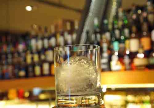 水舍精品酒店內(nèi)的奢華     The  Roof雞尾酒吧設(shè)計(jì)欣賞