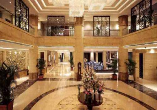 展現(xiàn)藝術(shù)性酒店設(shè)計  上海悅?cè)A大酒店設(shè)計欣賞