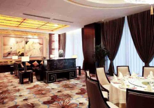 展現(xiàn)藝術(shù)性酒店設(shè)計  上海悅?cè)A大酒店設(shè)計欣賞