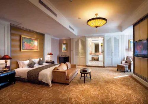 度假酒店設(shè)計(jì)中的山水美景  樟木頭三正半山酒店客房設(shè)計(jì)欣賞