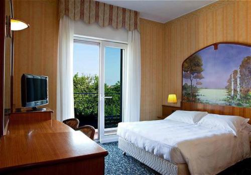 酒店設(shè)計重合   Hotel Manin四星級商務便利型賓館設(shè)計欣賞