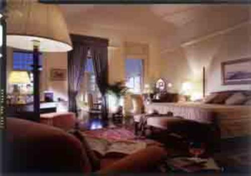 五星級酒店設(shè)計欣賞:新加坡萊佛士酒店設(shè)計說明