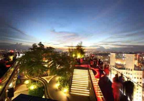 酒吧設計說明:1-Altitude摩天酒吧設計效果圖欣賞