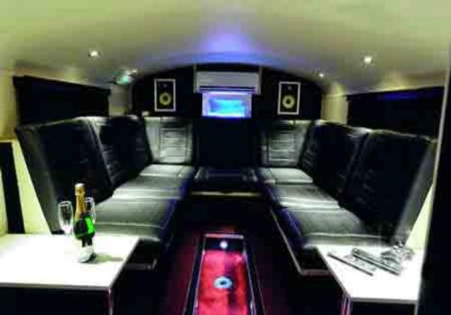 雙層豪華觀光巴士酒店設(shè)計(jì)  享受五星級(jí)酒店設(shè)計(jì)奢華