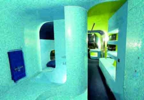 雙層豪華觀光巴士酒店設(shè)計(jì)  享受五星級(jí)酒店設(shè)計(jì)奢華