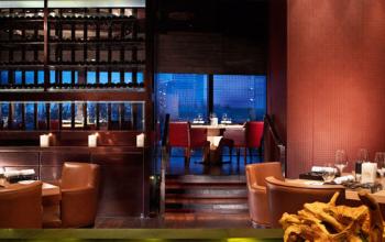 酒吧設(shè)計(jì)與個(gè)性親密接觸   接觸吧酒吧設(shè)計(jì)效果圖欣賞