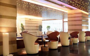 酒吧設(shè)計(jì)與個(gè)性親密接觸   接觸吧酒吧設(shè)計(jì)效果圖欣賞