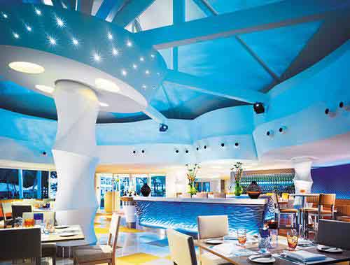 國外藝術(shù)酒店設(shè)計(jì)欣賞:博物館旋轉(zhuǎn)夜酒店設(shè)計(jì)奇妙之旅