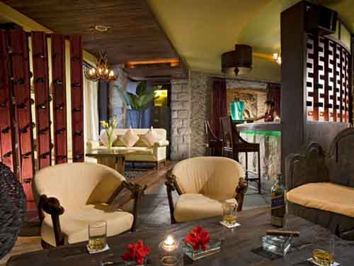 東方亮紅酒雪茄吧設(shè)計(jì)圖:不一樣酒吧設(shè)計(jì)享受