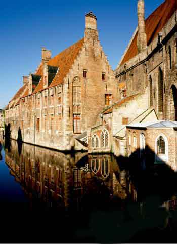 體驗(yàn)水療神奇  比利時(shí)希爾頓SPA酒店設(shè)計(jì)欣賞