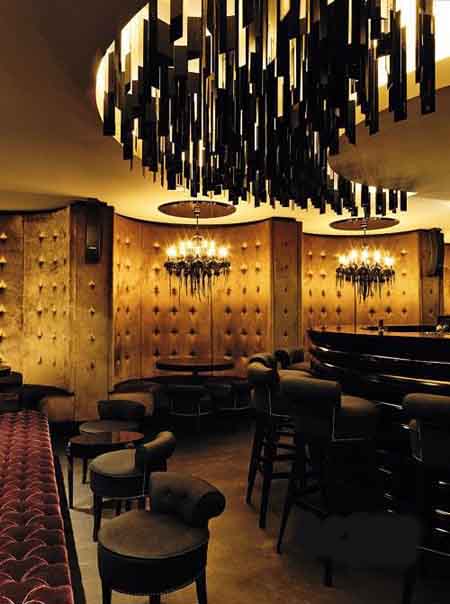 時(shí)光交錯(cuò)   哥特風(fēng)格酒店室內(nèi)設(shè)計(jì)欣賞