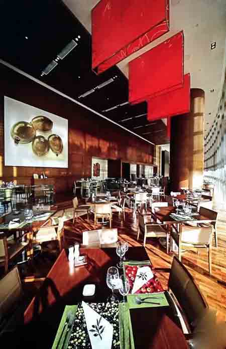 梁志天酒店室內(nèi)設(shè)計案例精品:諾富特東薈城酒店設(shè)計欣賞