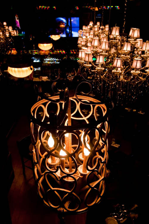 簡歐復(fù)古主題酒吧設(shè)計  成都卡里奧酒吧設(shè)計效果圖欣賞