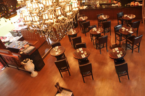 簡歐復(fù)古主題酒吧設(shè)計  成都卡里奧酒吧設(shè)計效果圖欣賞