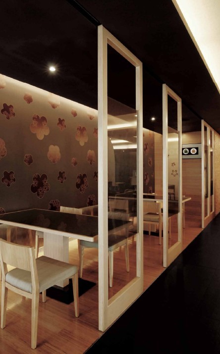 餐廳內(nèi)的春夏秋冬  四季餐飲會(huì)所設(shè)計(jì)欣賞