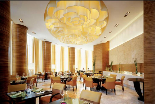 號(hào)外號(hào)外  中國(guó)最佳酒店獎(jiǎng)花落北京麗思卡爾頓酒店