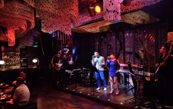 不一樣的復(fù)古情懷  上海半島“玲”酒吧設(shè)計(jì)圖欣賞