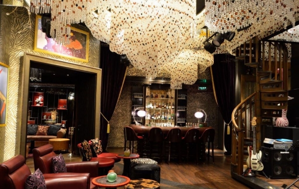 不一樣的復(fù)古情懷  上海半島“玲”酒吧設(shè)計(jì)圖欣賞