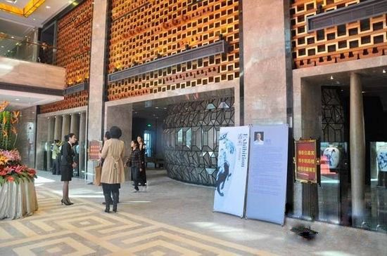 解密珠海首家藝術(shù)元素五星級商務(wù)酒店設(shè)計項目