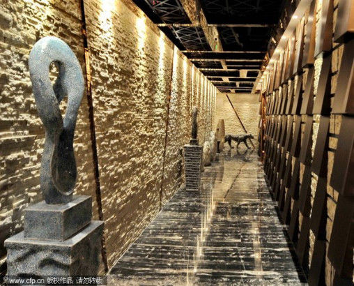 3000萬(wàn)超奢華酒吧裝修    小沈陽(yáng)酒吧內(nèi)景曝光