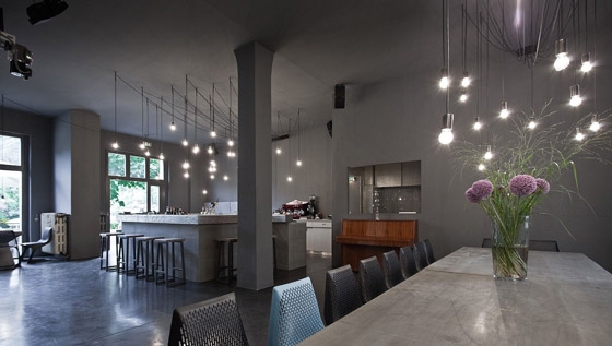 德國柏林簡約風(fēng)格小酒吧設(shè)計說明