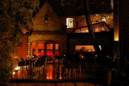 哥倫比亞奢華復古風格酒吧設計圖欣賞