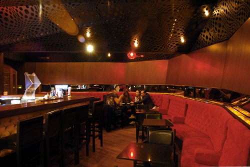 哥倫比亞奢華復古風格酒吧設計圖欣賞