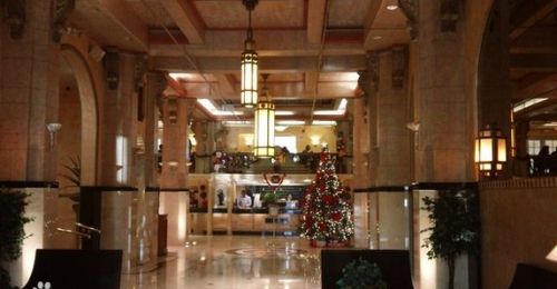 揭秘藍(lán)可兒死亡酒店  如迷宮般的鬼魅酒店