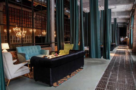 非常有特色的俄羅斯葉卡捷琳堡主題酒吧設(shè)計(jì)欣賞