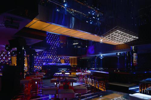 超震撼的現(xiàn)代古典式主題酒吧設(shè)計(jì)案例欣賞