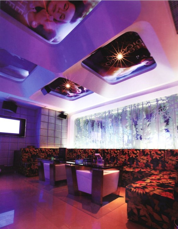 深圳鴻巢量販?zhǔn)終TV設(shè)計(jì)效果圖 很有畫(huà)面感