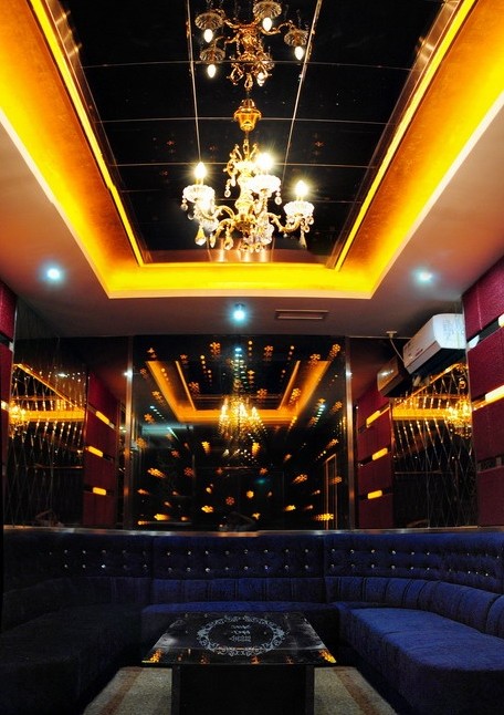 富有氣度而不過分張揚 鑫寶來KTV會所設(shè)計欣賞