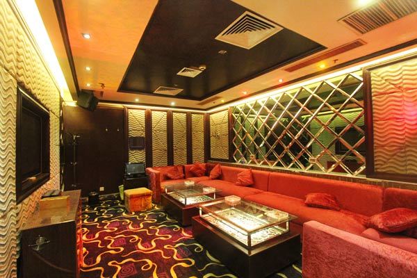 京城別具特色的第五俱樂部星級(jí)量販?zhǔn)終TV設(shè)計(jì)