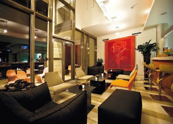 匈牙利鏈子橋19號酒店設(shè)計效果圖欣賞