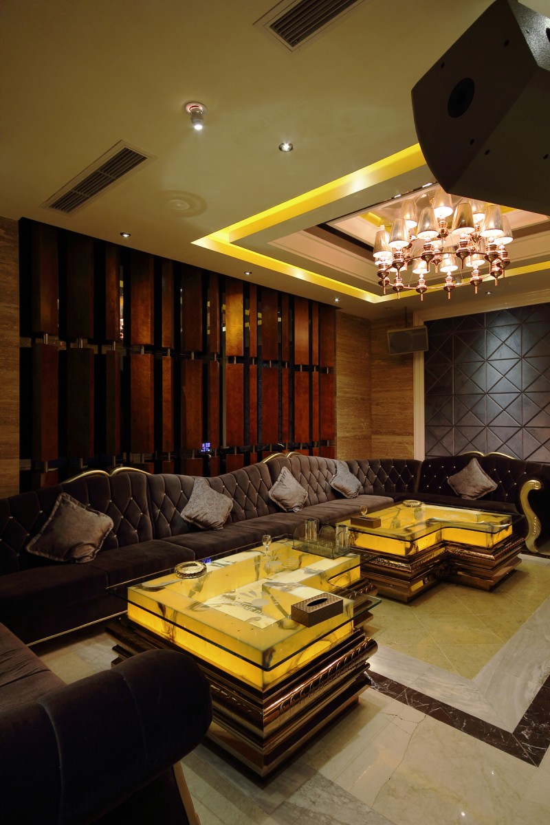 成都陽光都市KTV設(shè)計 定位于高端商務(wù)人士