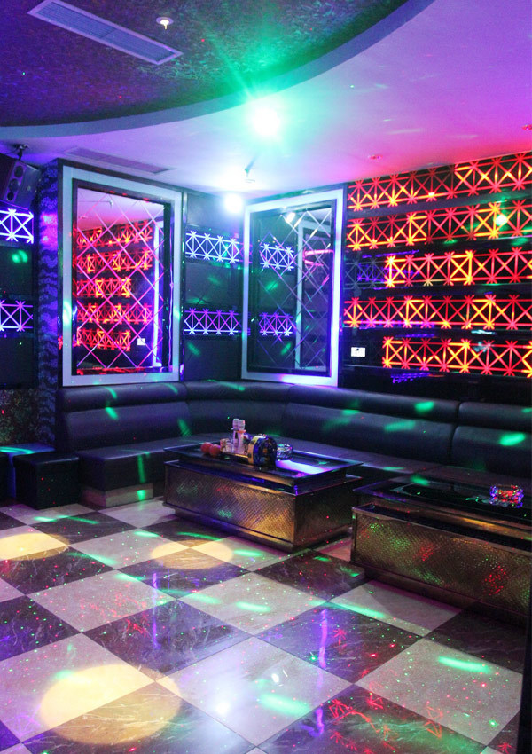 聲歌匯主題量販?zhǔn)終TV設(shè)計(jì) 充分調(diào)動(dòng)客人的所有感官