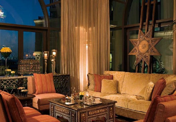 迪拜老城宮殿酒店:重現(xiàn)一千零一夜的童話故事