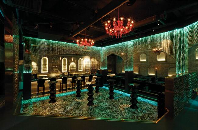 以“地下墓穴”為設(shè)計(jì)理念的首爾Katakomb酒吧設(shè)計(jì)