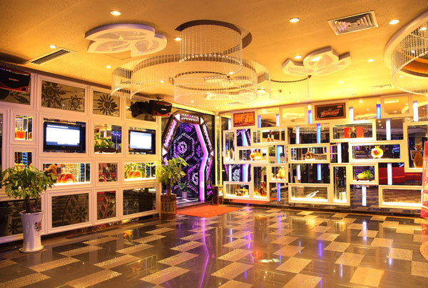 格調(diào)優(yōu)雅 百樂(lè)城量販KTV設(shè)計(jì)效果圖賞析