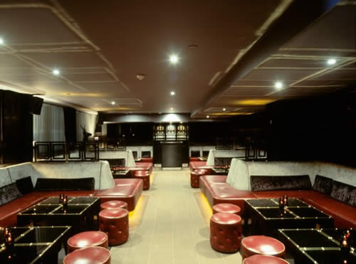 全新的酒吧俱樂部 澤塔Whisky Mist酒吧設(shè)計賞析