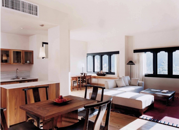 不丹帕羅烏瑪度假酒店設(shè)計(jì) 將當(dāng)?shù)氐淖匀毁Y源帶入室內(nèi)