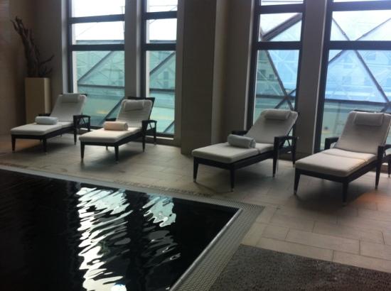 布拉迪斯洗浴中心設計