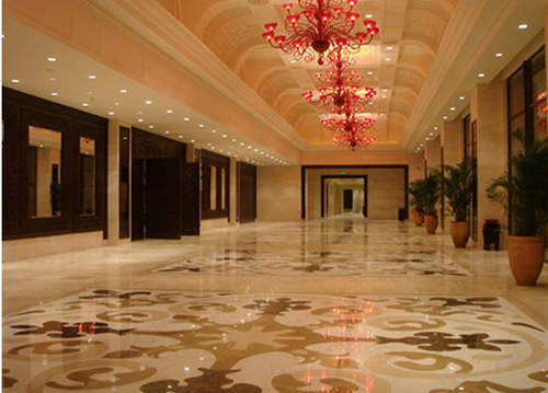 深圳華僑城洲際大酒店——國內(nèi)首創(chuàng)西班牙風(fēng)情酒店