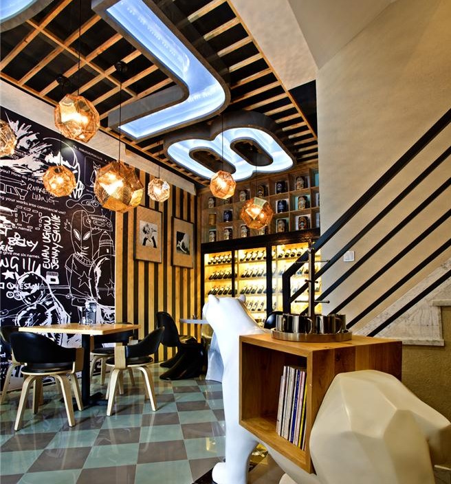 宛如一位優(yōu)雅的美人 1978俱樂部設(shè)計欣賞