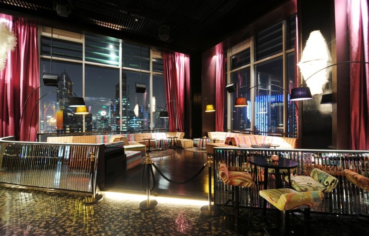 SIN LOUNGE酒吧設(shè)計(jì) 運(yùn)用更多富有創(chuàng)造性的元素