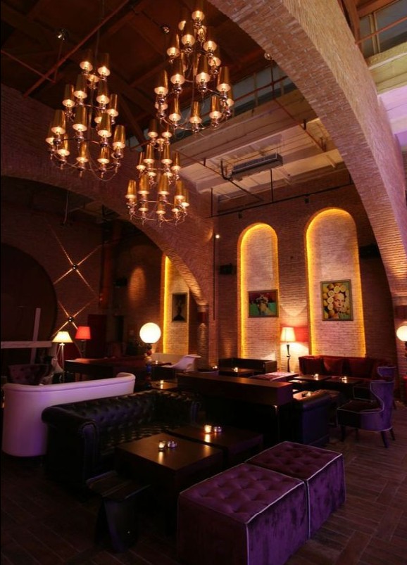 藝術(shù)酒吧設(shè)計(jì)